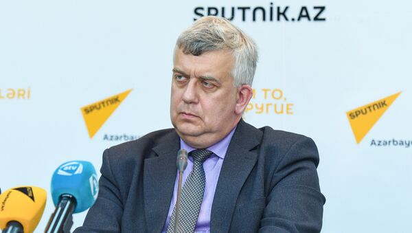 Российский историк и политолог Олег Кузнецов - Sputnik Азербайджан