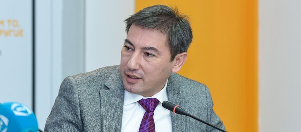 Политолог Ильгар Велизаде - Sputnik Азербайджан