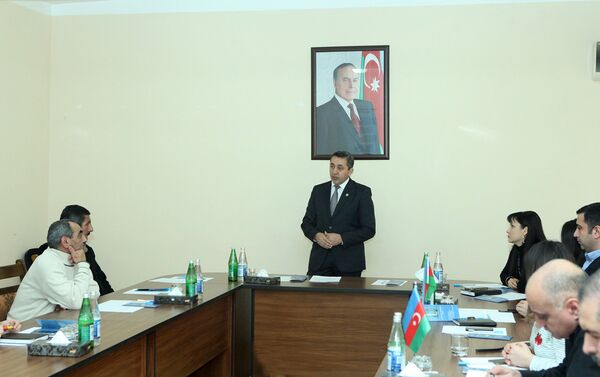 Государственная служба инспекции труда провела семинар по вопросам отдыха и отпуска сотрудников - Sputnik Азербайджан