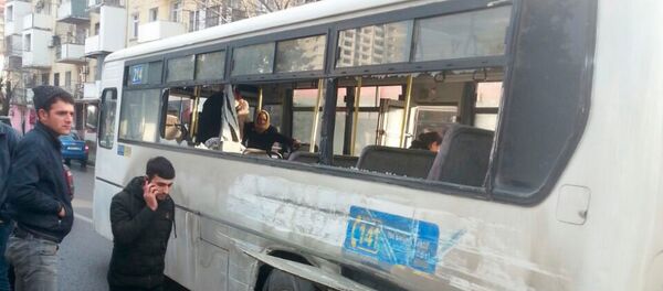 ДТП с участием маршрутного автобуса в Баку ДТП с участием маршрутного автобуса в Баку - Sputnik Азербайджан