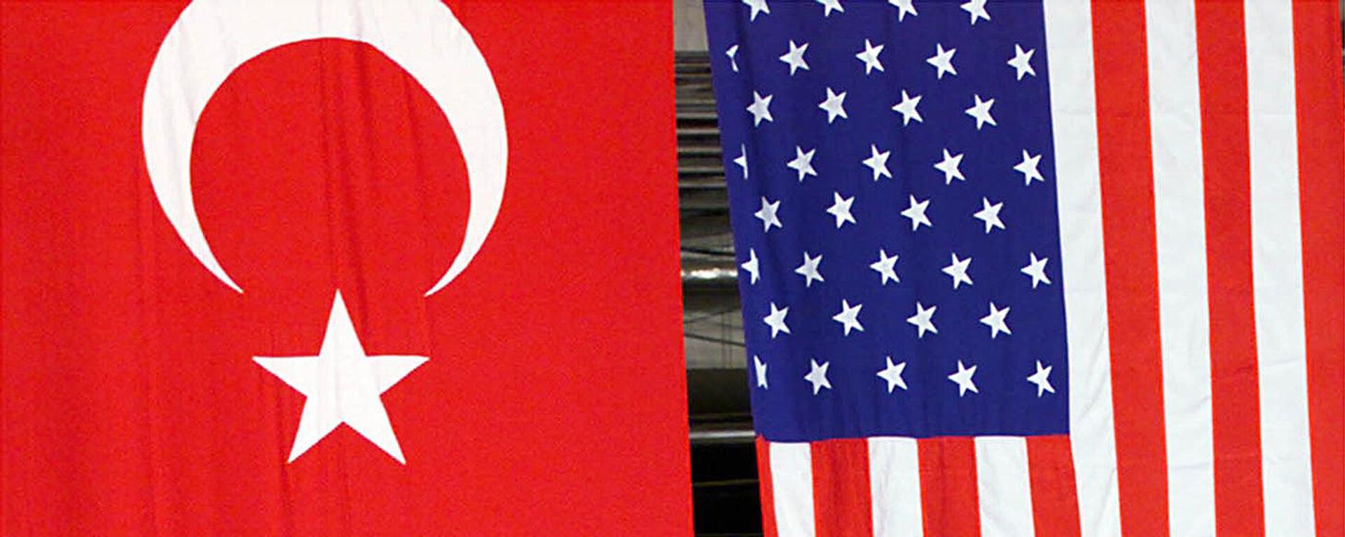 Флаги Турции и США - Sputnik Азербайджан, 1920, 08.01.2024