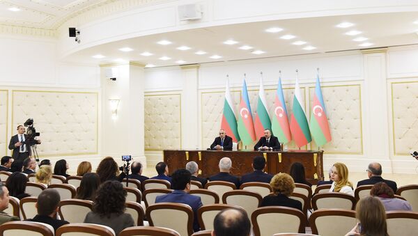 Премьер-министр Болгарии Бойко Борисов и президент Азербайджана Ильхам Алиев во время совместного заявления для прессы, Баку, 15 января 2018 года - Sputnik Азербайджан