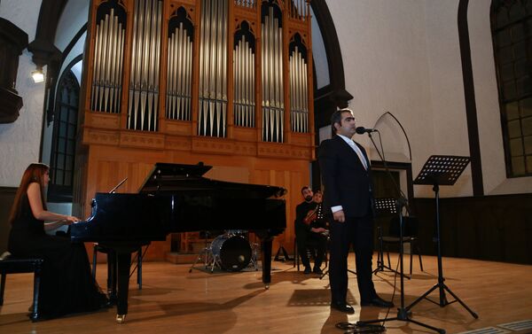 В Зале камерной и органной музыки Азербайджанской государственной филармонии прошел вечер вокальной музыки - Sputnik Азербайджан