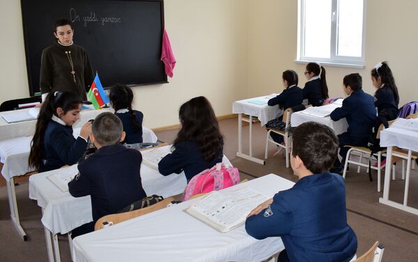 Quba rayonunun Cağacıq kəndində yeni istifadəyə verilmiş modul tipli məktəb - Sputnik Azərbaycan