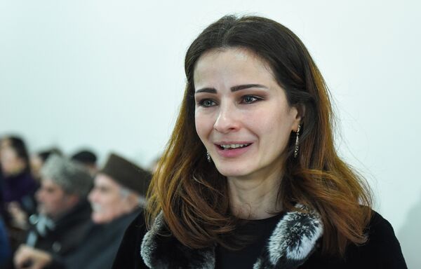 Внучка народного артиста Кямиля Горхмазова Внучка народного артиста Кямиля Горхмазова - Sputnik Азербайджан