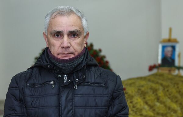 Народный артист Азербайджана Юсиф Гасымов Народный артист Азербайджана Юсиф Гасымов - Sputnik Азербайджан