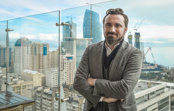 Ираклий Габриадзе: Азербайджан – одна из самых быстроразвивающихся стран. Здесь кипит жизнь Ираклий Габриадзе: Азербайджан – одна из самых быстроразвивающихся стран. Здесь кипит жизнь - Sputnik Азербайджан
