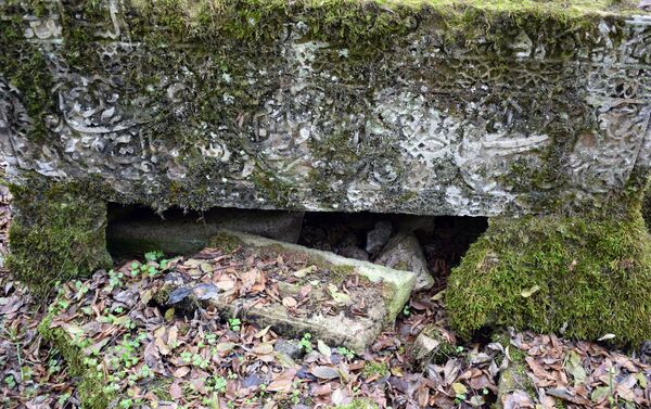 Мавзолеи и каменные могилы в селении Хазра в Габалинском районе - Sputnik Азербайджан