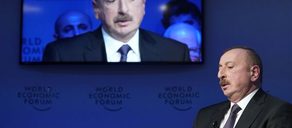 Президент Азербайджана Ильхам Алиев в ходе Всемирного экономического форума в Давосе, Швейцария, 23 января 2018 года Президент Азербайджана Ильхам Алиев в ходе Всемирного экономического форума в Давосе, Швейцария, 23 января 2018 года - Sputnik Азербайджан