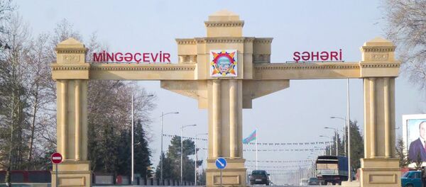 Въезд в Мингячевир, фото из архива Въезд в Мингячевир, фото из архива - Sputnik Азербайджан