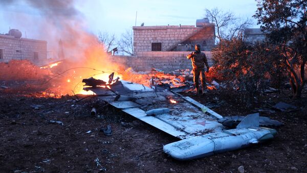 Suriye'de Rus savaş uçağı düşürüldü - Sputnik Azərbaycan