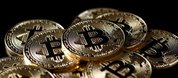 Пиринговая платежная система Биткойн - Sputnik Азербайджан