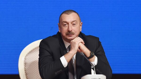 Ильхам Алиев выступил с речью на съезде с участием делегатов, представляющих более 700 тысяч членов ПЕА - Sputnik Азербайджан