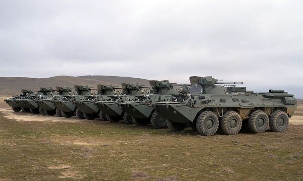 Часть доставленной из России военной техники принята на вооружение Часть доставленной из России военной техники принята на вооружение - Sputnik Азербайджан