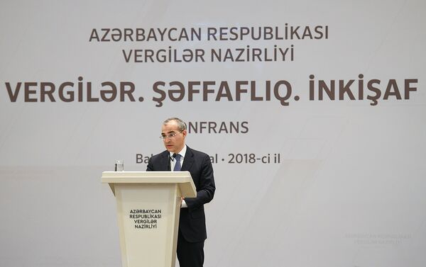 Министр налогов  Азербайджана Микаил Джаббаров на конференции Налоги, прозрачность, развитие - Sputnik Азербайджан