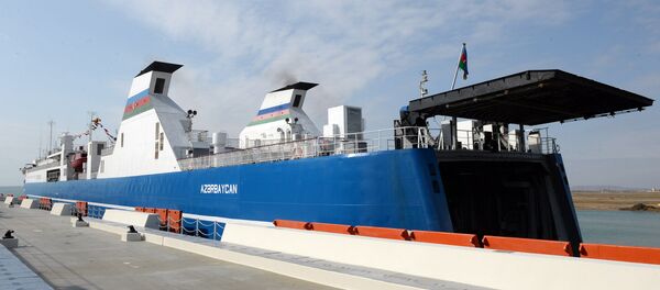 Паром в Бакинском международном морском торговом порту - Sputnik Азербайджан