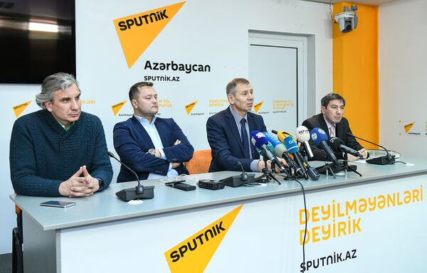 Конференции на тему Будущее азербайджано-российских отношений в мультимедийном пресс-центре Sputnik Азербайджан - Sputnik Азербайджан