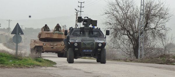 Турецкая военная техника, используемая в операции в Африне, фото из архива Турецкая военная техника, используемая в операции в Африне, фото из архива - Sputnik Азербайджан