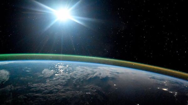 Планета Земля ночью, фото из архива - Sputnik Azərbaycan