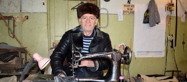 Башмачник Айдын Байрамов - Sputnik Азербайджан