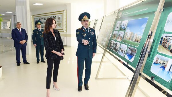 Мехрибан Алиева приняла участие в открытии нового учебного корпуса Специальной школы Государственной пограничной службы - Sputnik Азербайджан
