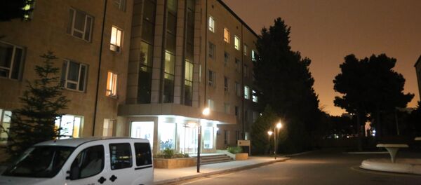 В Баку мужчина покончил с собой из-за невозможности видеться с детьми - Sputnik Азербайджан