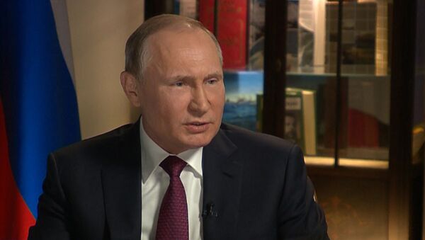 Путин рассказал, что иногда Песков несет пургу - Sputnik Азербайджан