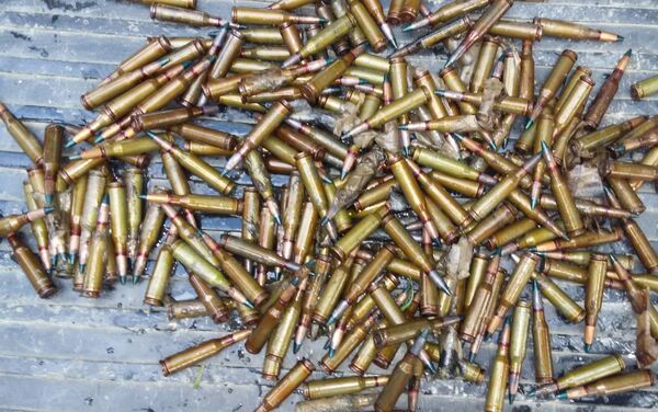 Снаряды, обнаруженные в водном канале на территории села Юхары Саламбейли Агджабединского района - Sputnik Азербайджан