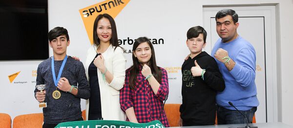 Представление юного футболиста из Азербайджана, участника международного проекта Футбол для дружбы Представление юного футболиста из Азербайджана, участника международного проекта Футбол для дружбы - Sputnik Азербайджан