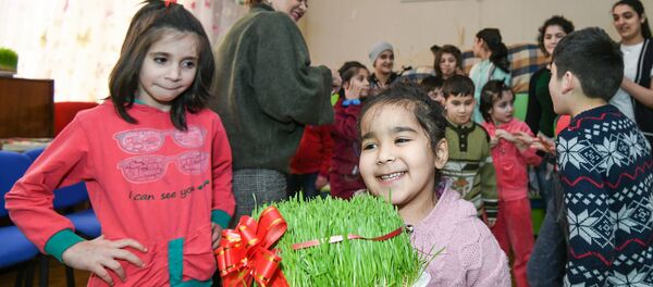 Благотворительная акция #ЩедрыйНовруз (#SəxavətliNovruz), организованная международным информационным агентством Sputnik Азербайджан - Sputnik Азербайджан