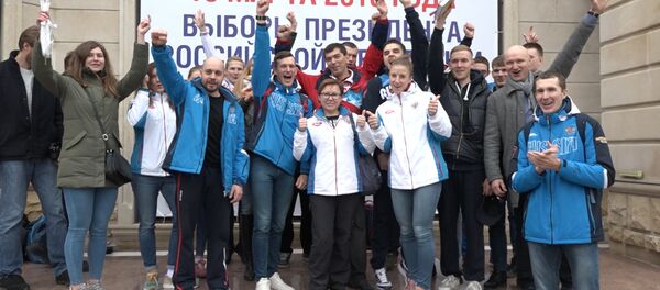 Выборы президента: флешмоб от российской сборной в Баку Выборы президента: флешмоб от российской сборной в Баку - Sputnik Азербайджан