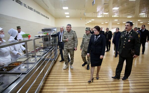 Представители Министерства Обороны и Военной Прокуратуры Азербайджанской Республики посетили воинские части - Sputnik Азербайджан