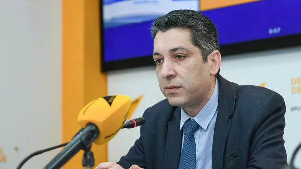 Видеомост Баку-Москва на тему Что ждет российского туриста в Азербайджане на праздник Новруз - Sputnik Азербайджан