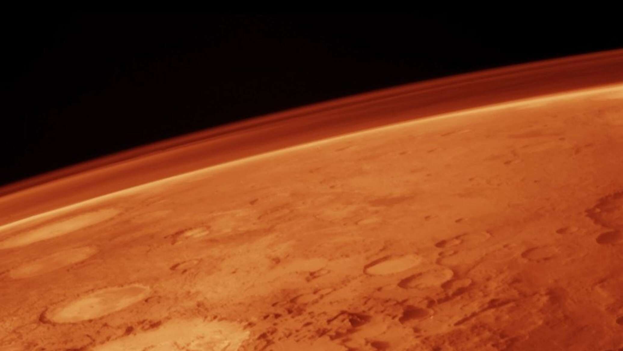 На марсе нет атмосферы. Кратер Галле Марс. Марс 2022 Планета. Поверхность Марса атмосфера. Снимок Марса.