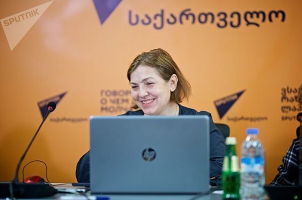 Заместитель Главного редактора МИА Россия сегодня Наталья Лосева Заместитель Главного редактора МИА Россия сегодня Наталья Лосева - Sputnik Азербайджан