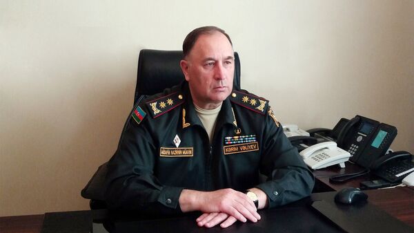 Azərbaycan müdafiə nazirinin müavini general-leytenant Kərim Vəliyev  - Sputnik Азербайджан