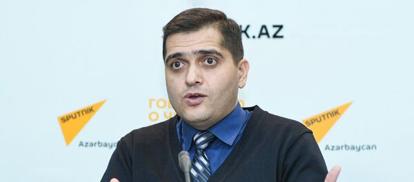 Политолог Эльхан Шахиноглу Политолог Эльхан Шахиноглу - Sputnik Азербайджан
