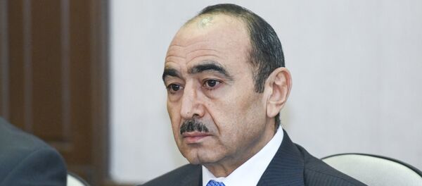 Azərbaycan prezidentinin İctimai-siyasi məsələlər üzrə köməkçisi Əli Həsənov - Sputnik Азербайджан