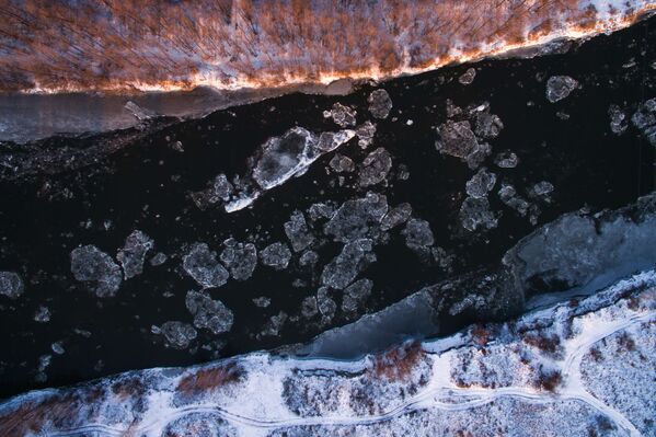 Река Иня в Новосибирске - Sputnik Азербайджан