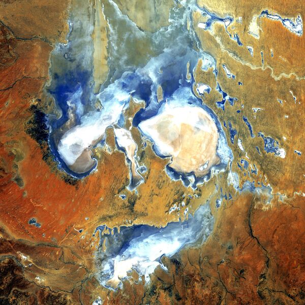 Вид из космоса пересыхающего озера Эйр в Южной Австралии - Sputnik Азербайджан