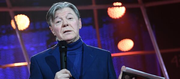 Народный артист РСФСР Александр Збруев Народный артист РСФСР Александр Збруев - Sputnik Азербайджан
