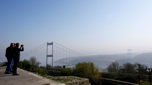 İstanbulda dumanlı hava - Sputnik Azərbaycan