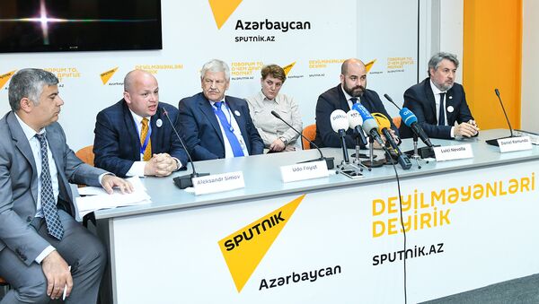 Пресс-конференция представителей миссии наблюдателей Гражданский диалог - Sputnik Азербайджан