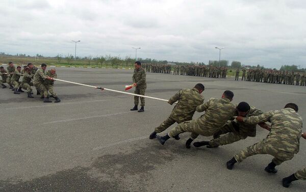 В Азербайджанской Армии проводятся спортивные соревнования - Sputnik Азербайджан
