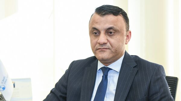 Заместитель главы агентства обязательного страхования Вугар Гурбанов - Sputnik Азербайджан