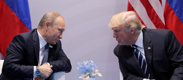 Владимир Путин и Дональд Трамп, архивное фото - Sputnik Азербайджан