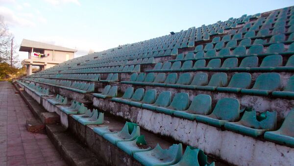 Трибуны городского стадиона в Барде - Sputnik Азербайджан
