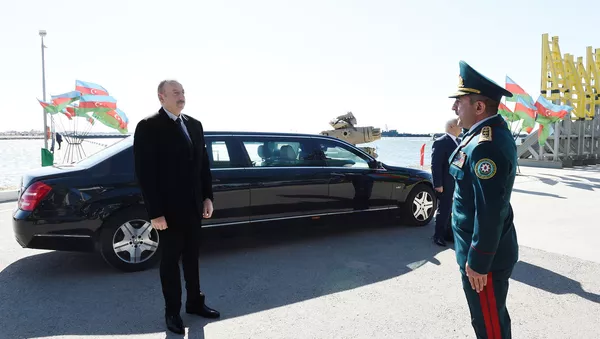 Президент Ильхам Алиев ознакомился с новопостроенным сторожевым пограничным кораблем типа Туфан