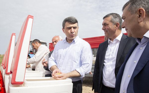 Министр сельского хозяйства Инам Керимов посетил село Джоджуг Марджанлы Джабраильского района - Sputnik Азербайджан