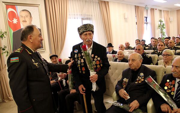 Встреча с ветеранами Великой Отечественной войны - Sputnik Азербайджан